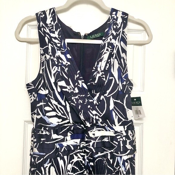 Ralph Lauren Midi Dress Pleated Skirt Floral Printed Navy Blue White NWT 4 - Picture 2 of 5